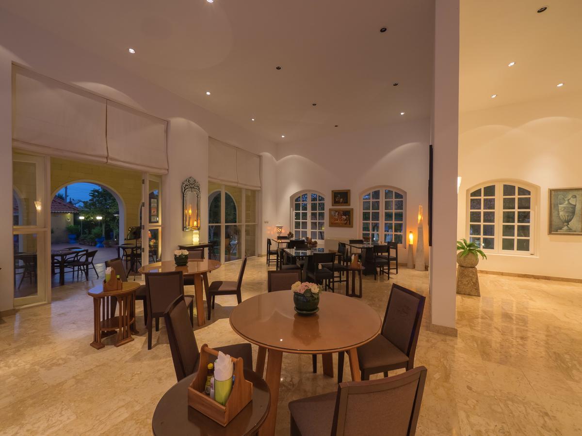 Pictory Garden Resort Sattahip Ngoại thất bức ảnh