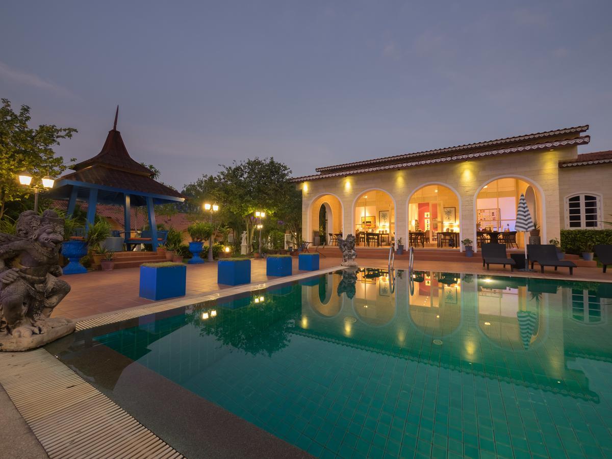 Pictory Garden Resort Sattahip Ngoại thất bức ảnh